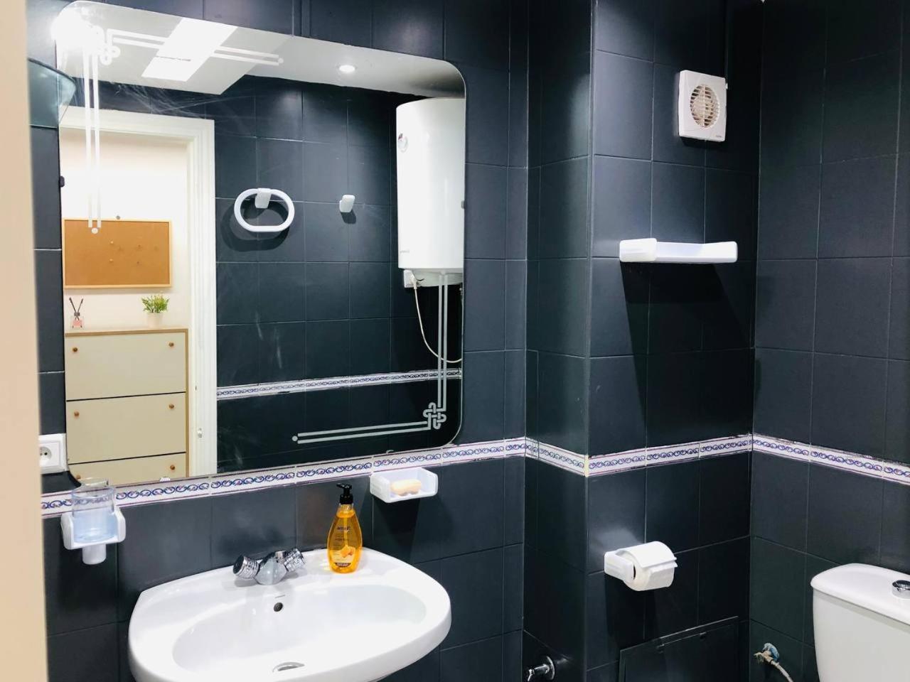 Appartement A Malabata En Face Centre Commercial Megarama & La Gare De Tgv M2 Танжер Екстериор снимка