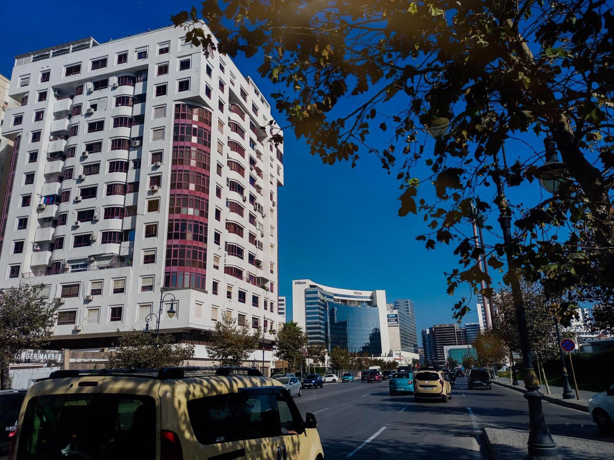 Appartement A Malabata En Face Centre Commercial Megarama & La Gare De Tgv M2 Танжер Екстериор снимка
