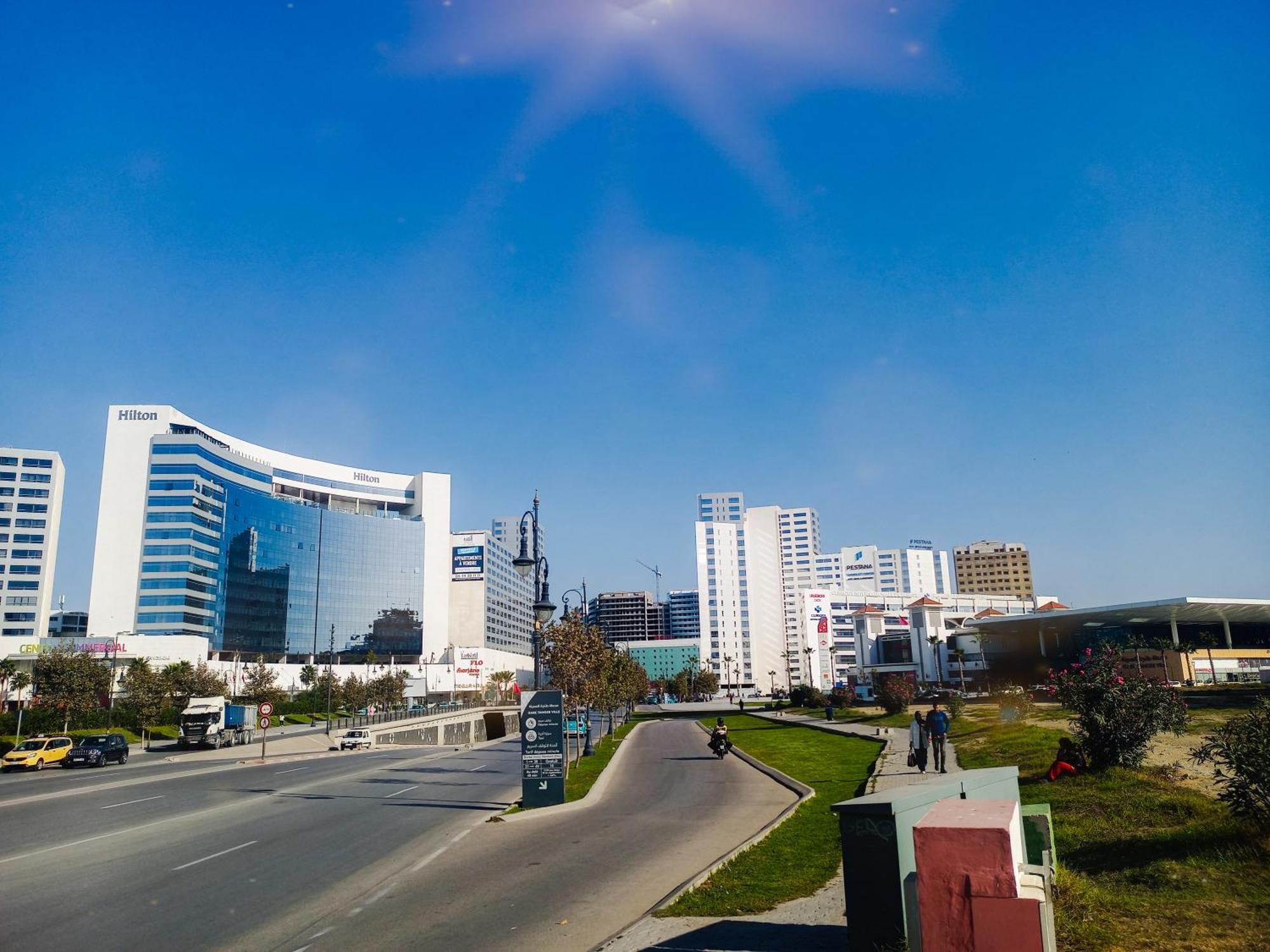Appartement A Malabata En Face Centre Commercial Megarama & La Gare De Tgv M2 Танжер Екстериор снимка